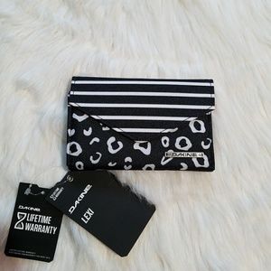NWT Dakine Lexi Inkcat Wallet